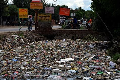 अलीगढ़ शहर नहीं है साफ सर्वेक्षण पर कैसे करें विश्वास The City Is Not Clean How To Trust