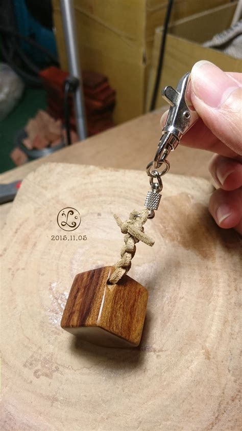 肖楠方塊鑰匙圈 / 墜子尺寸：2.2x2.2x2.2cm / #100-2000 無蠟無漆 | Woodworking plans ...