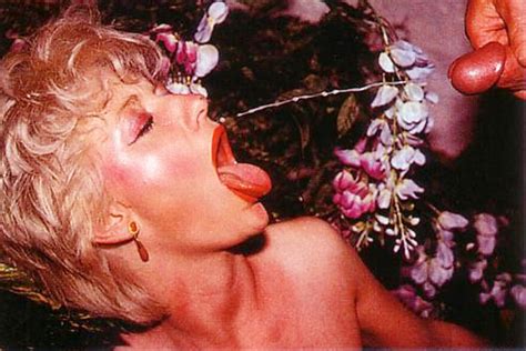 Flying Sperm Jizz 123 Porn Pic