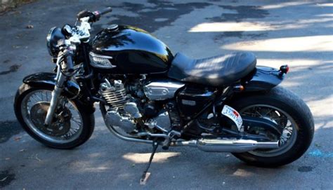 Custom Triumph Thunderbird 900 Classic Hinkley Triple Cafe Racer 1998