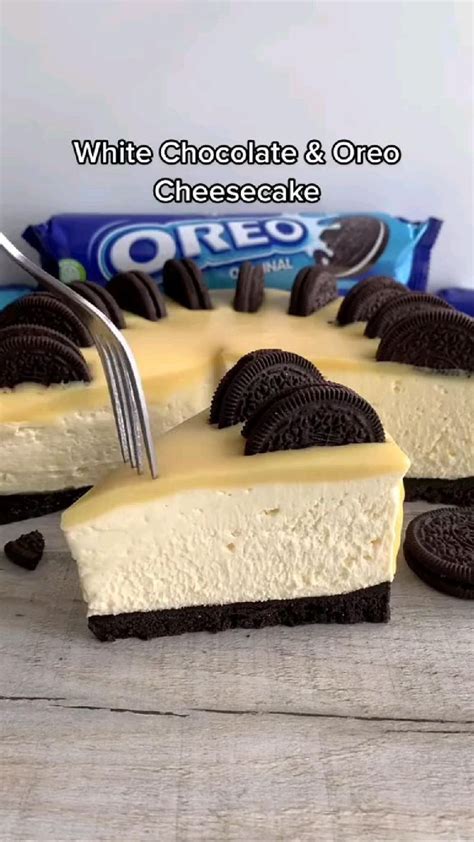 Oreo Cheesecake | Sweet snacks, Chocolate oreo cheesecake, Oreo cheesecake