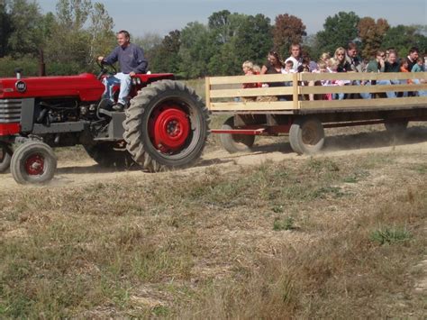 Fall On The Farm Family Tradition: Hayride to the pumpkin patch ...