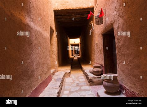 Marruecos Tinejdad Valle Del Todra Ksar El Khorbat Un Ksar Es Un