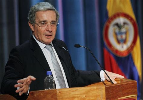 Biografía De Álvaro Uribe [quien Net 11 Años]