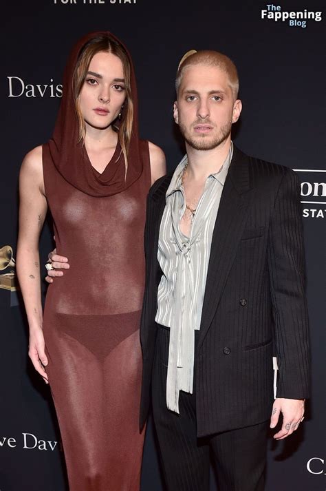 Charlotte Lawrence Shows Off Her Nude Tits At The Pre Grammy Party Photos Thefappening