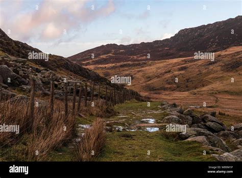 Beautiful countryside wales hi-res stock photography and images - Alamy