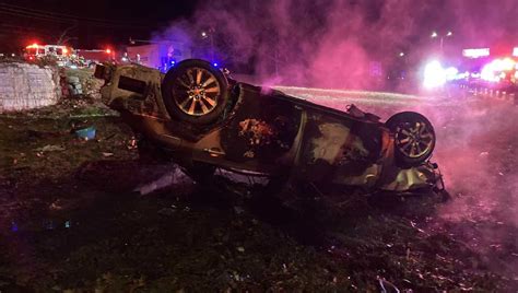 4 Injured In Early Morning Rollover Crash Near I 93 In Quincy