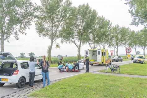 Fietser Raakt Ernstig Gewond Bij Aanrijding Op Rotonde N