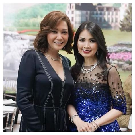 Hot Sexy Liliana Tanoesoedibjo Bikini Pics