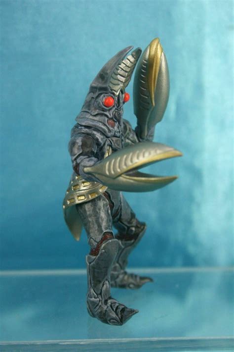 Bandai Tokusatsu Ultraman Hg Gashapon Figure P Alien Baltan Barutan