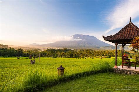 View at Mt. Angung from Great Mountain Views Hotel, Selat, Bali ...