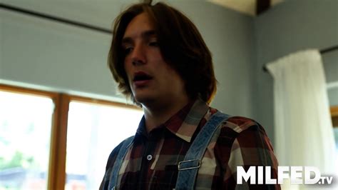 Hot Busty MILF Fucks The Cable Guy Sneakly Dee Williams