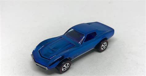 JULIAN S HOT WHEELS BLOG Custom Corvette 2018 RLC Original 16 Display Set