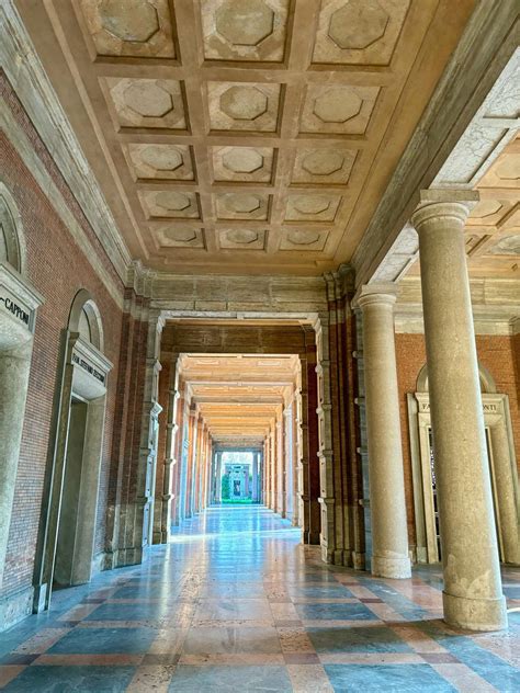 Il Cimitero Monumentale Di Reggio Emilia Un Museo A Cielo Aperto