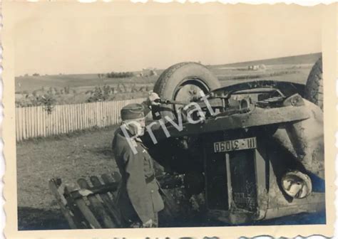 Foto Seconda Guerra Mondiale Wehrmacht Soldati Major Walter Unfall Auto