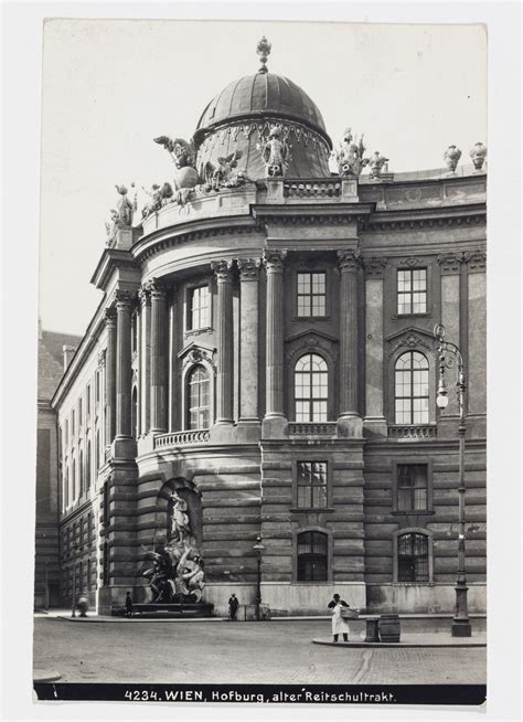 1 Michaelerplatz 1 Hofburg Michaelertrakt Wien Museum Online