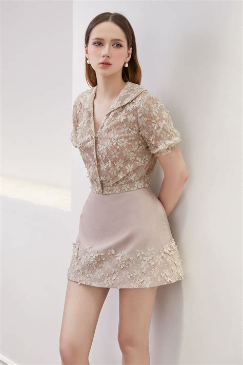 Tipi Cropped V Neck Mesh Lace Shirt M Nude Evening Mini Dresses Lace Shirt Gorgeous Dresses