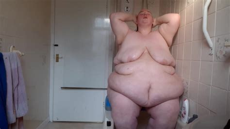BBW SSBBW TAKES SIT DOWN SHOWER FAT GODDESS POV SSBBW LADYBRADS Clips Sale