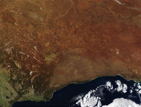 weird facts   nullarbor plain