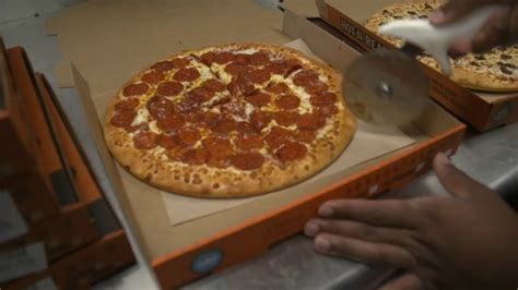 Little Caesars' Hot-N-Ready pizza no longer costs $5 - 6abc Philadelphia