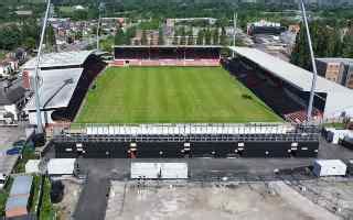 Walia Przebudowa stadionu Wrexham AFC zmiana planów Stadiony net