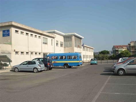 Tragedia A Scuola Bambino Di Anni Si Accascia Durante La Ricreazione