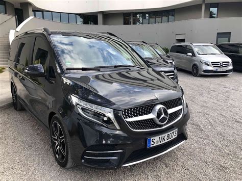 First Drive 2019 Mercedes Benz V Class Offers Space And Luxury Aplenty