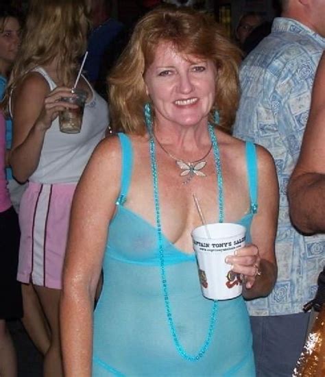 Older And Hot Braless Porn Pictures XXX Photos Sex Images