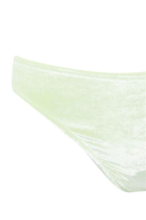 Defacto Fall In Love Regular Fit Basic Kadife Bikini Altı Y az hs Fiyatı Yorumları Trendyol