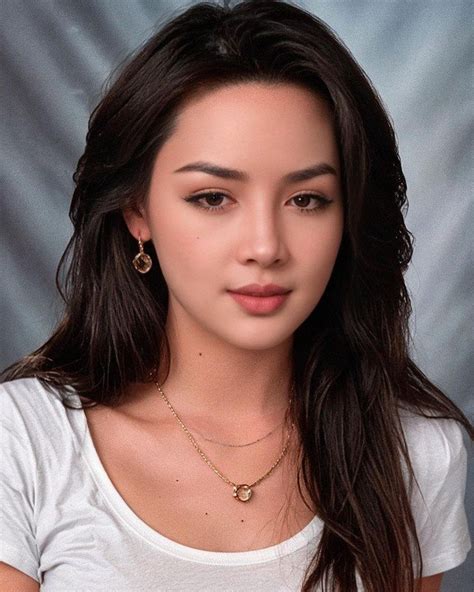 Hot girl thẩm mỹ Nam Định đăng tải giao diện mới gây chú ý