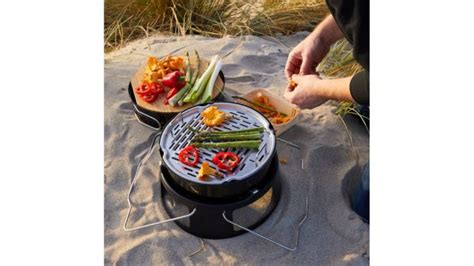 Ikea Lance Un Petit Barbecue Pratique Pour Cuisiner Sur La Table