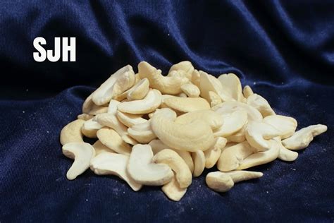 Ivory White Sjh Cashew Nut Pakli Splits Packaging Size Kg At Rs