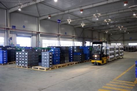 15+ Warehouse Worker Safety Tips - [Updated for 2023]