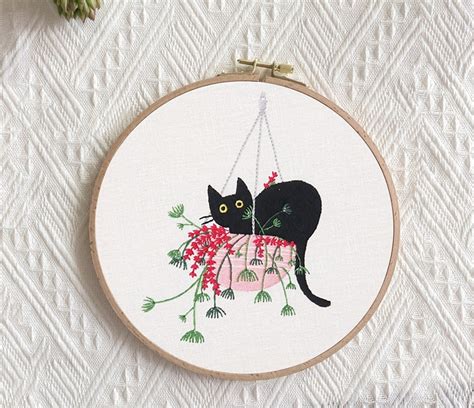 Black Cat Embroidery Kit / Embroidery Kit for Beginners / Embroidery ...