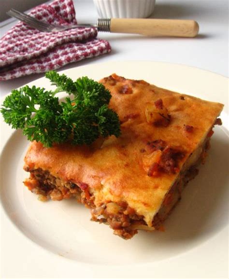 Класическа мусака с кайма и картофи