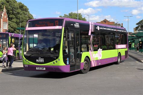 98 YJ12 GWP 1 Ipswich Buses Optare Tempo X1200SR YJ12 GW Flickr