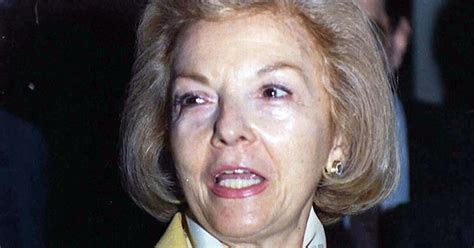 Embargan Por Más De U S7 Millones A Isabel Perón Infobae