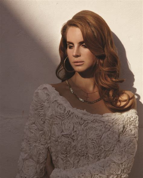 Lana Del Rey Charts On Twitter “born To Die” By Lana Del Rey Has Now Surpassed 4 7 Billion