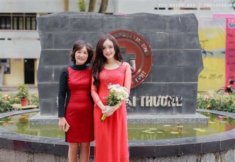 Hot girl xinh đẹp đa tài Ngân Búng vừa tốt nghiệp ĐH Ngoại thương loại giỏi