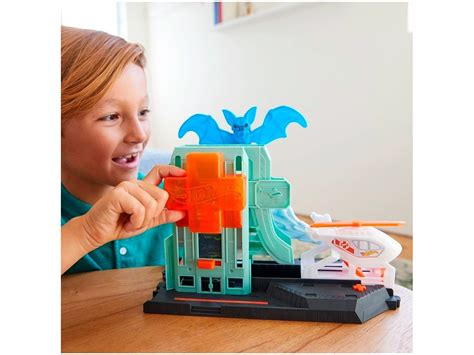 Pista Hot Wheels City Ataque De Morcegos No Hospital Mattel