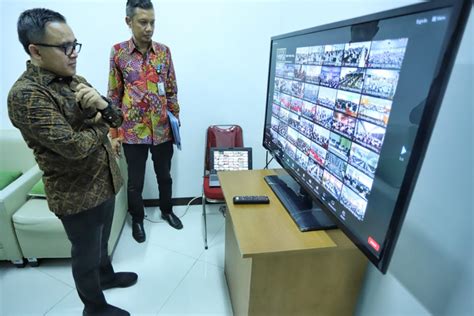 Tinjau Pelaksanaan Seleksi Casn Hari Pertama Di Kantor Bkn Menpan