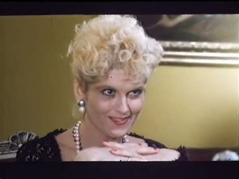 Naked Minnie Minoprio In Una Storia Ambigua