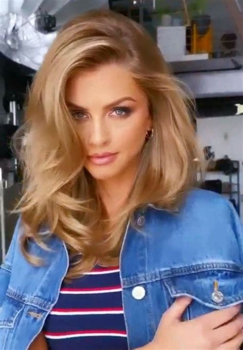 Pin By 🇻🇮tb Lee Kadoober Iii🇻🇮 On Marina Laswick Long Hair Styles