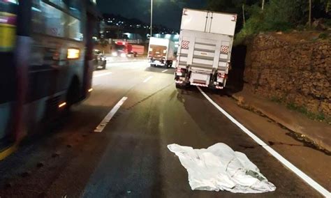 Homem Morre Ao Ser Atropelado Por Caminh O No Anel Rodovi Rio Estado