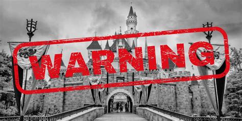 Naked Man Climbs Tianas Palace At Disneyland Screams At Families Before Arrest Disney Dining