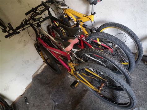 Vând biciclete full suspension cu și fārā discuri Oradea OLX ro