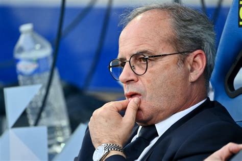 Mercato Psg Luis Campos Le Veut La Juve S En M Le