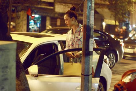 Những hot girl Việt sở hữu xế hộp bạc tỉ