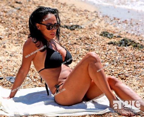 Hot Sexy Lisa Maffia Bikini Pics