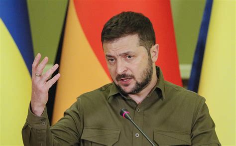 Зеленский заявил, что отключения электричества коснулись 4 млн ...